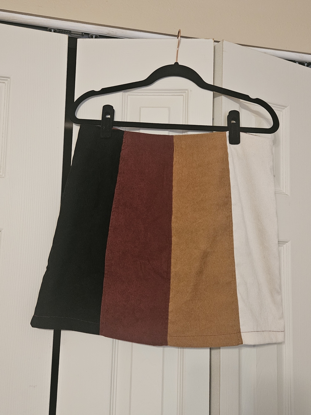 Altar'd State Black/Burgundy/Mustard/Cream Colorblock Mini Skirt